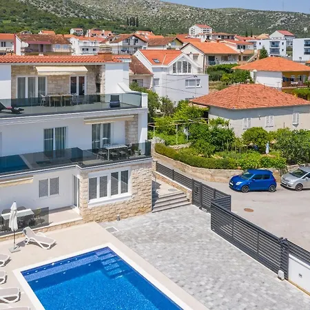 Apollo 3 Lägenhet Trogir
